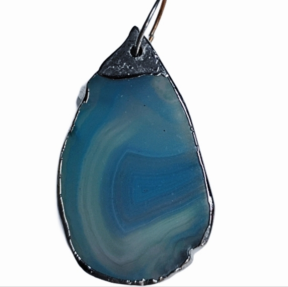 NEW Blue Agate Pendant with Silver Outlined Plating - Picture 2 of 3